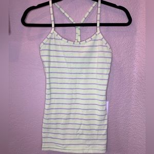 Lululemon power Y tank. Green. Size 4.